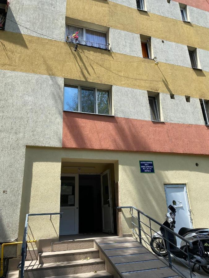 Studio Ianis Bukarest Exteriör bild