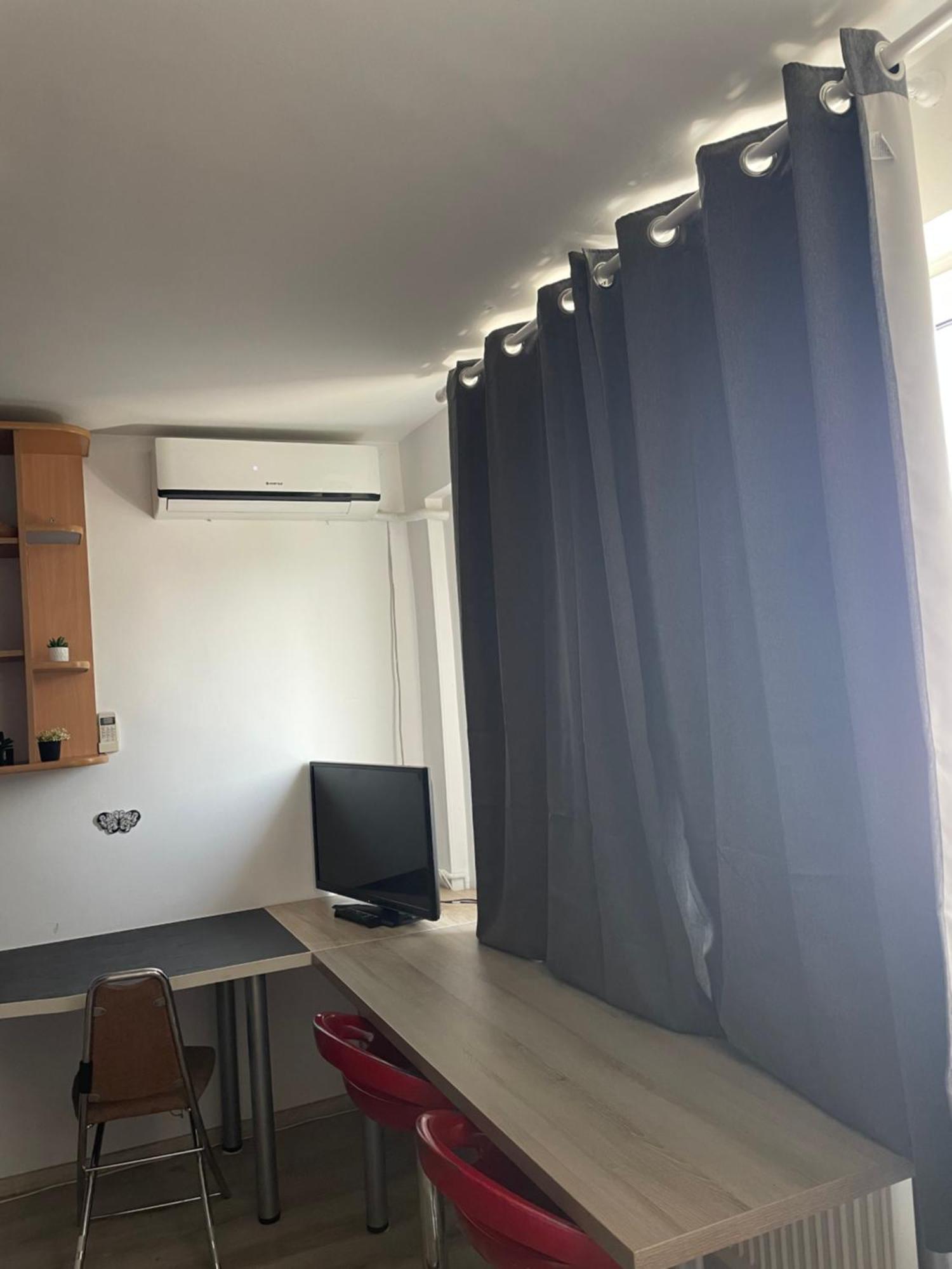 Studio Ianis Bukarest Exteriör bild
